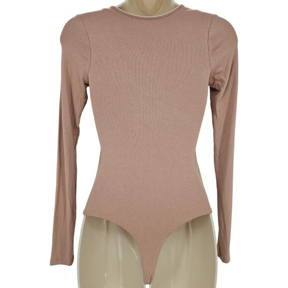 Naked Wardrobe Womans size XS NW Sculpt Deep V-Neck Long Sleeve Bodysuit Tan NEW - Picture 3 of 8